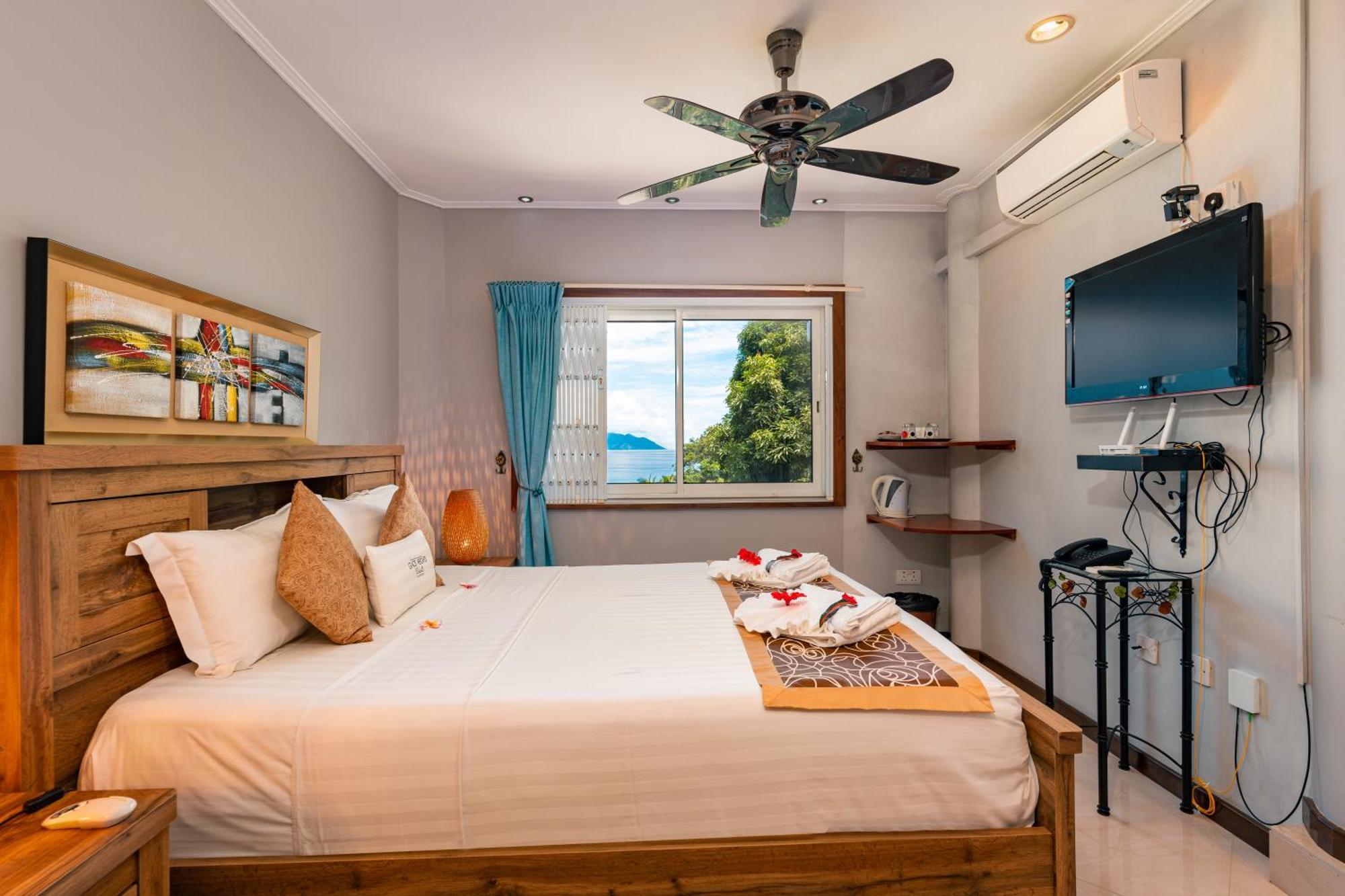 Glacis Heights Villa Exterior photo